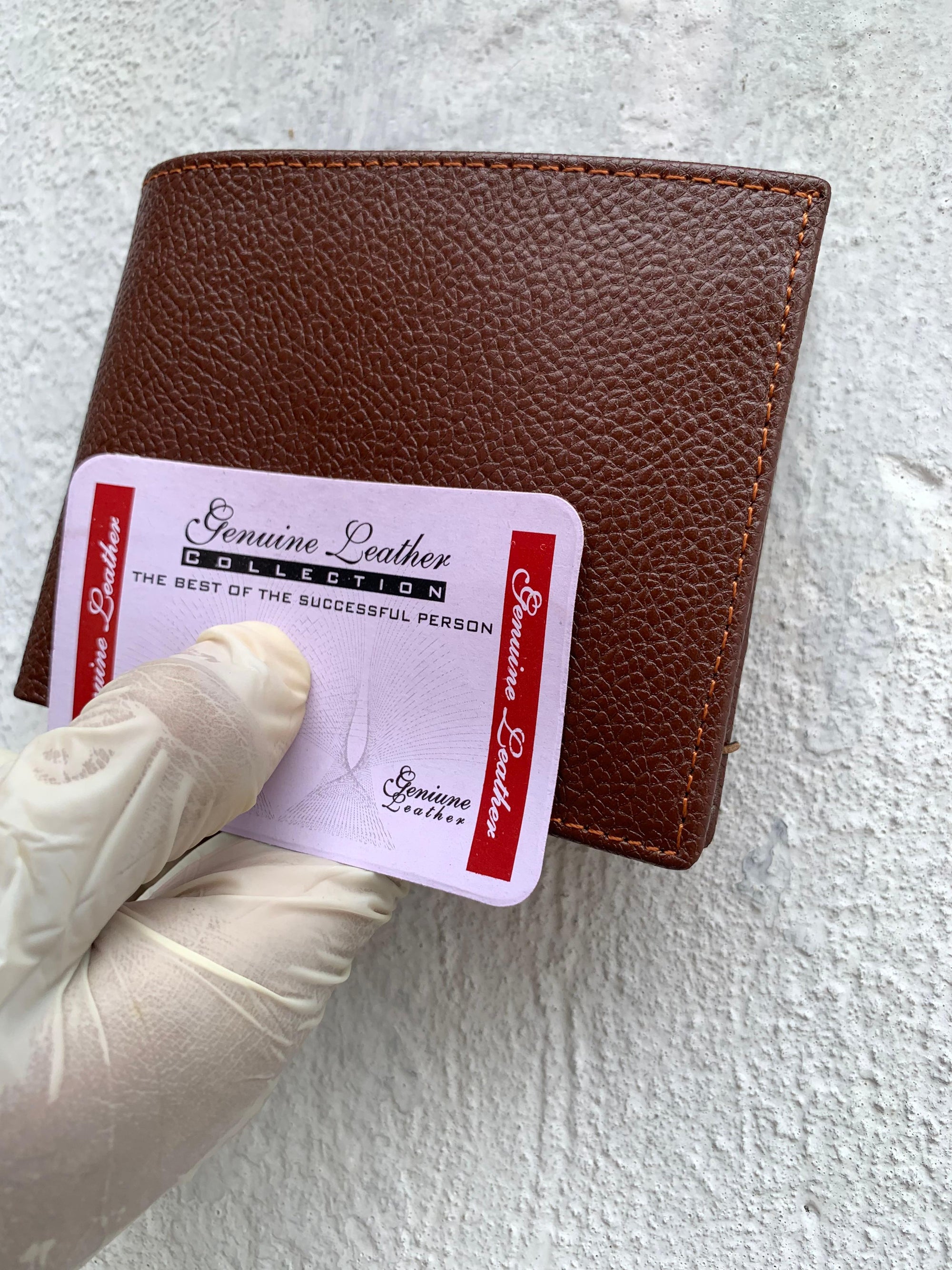 Classic Men's Genuine Leather Bifold Wallet – Sleek & Durable Design